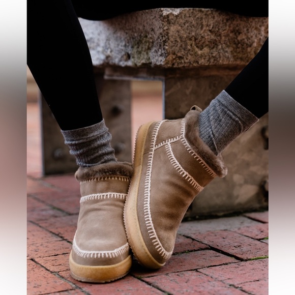 Anthropologie NWT Nyuki Low Natural crochet  Suede Laidback London Ankle Boot🙏 - Picture 13 of 14